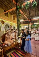 Felicitation of Artists by HH Swamiji